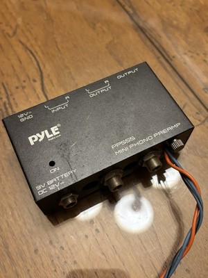 Pyle Pro PP555 Compact Stereo Phonograph Turntable Pre Amplifier Audio System 
