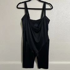 Maidenform Seamless Black Everyday Shape wear Bodysuit with Adjustable Straps