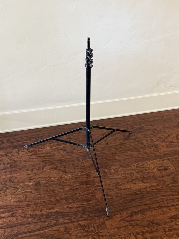 2x Light Stands all black 104” reach 30” closed 35” lowest 3 stage 22” legs