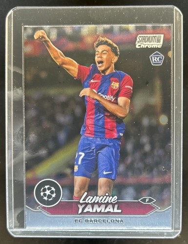 2023-24 Topps Stadium Club Chrome UEFA Lamine Yamal RC Rookie #27 Barcelona (C)