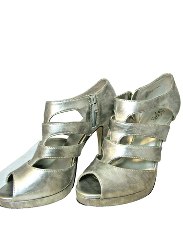 NWOB Stiletto Strappy Heels Size 10 Open Toe Silver With Zipper by City Streets - Picture 2 of 5