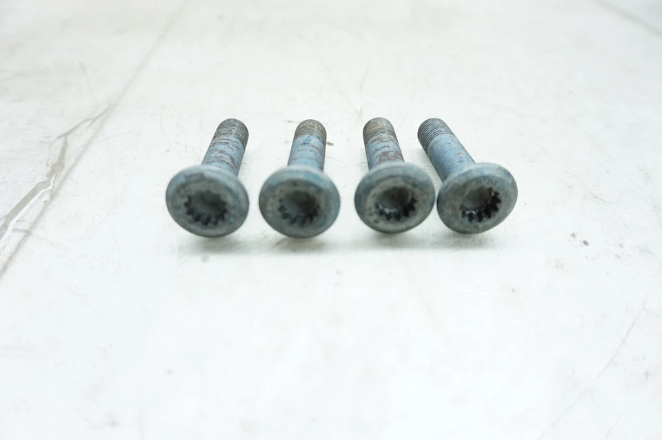 Juego de 4 pernos de cubo de rueda trasera Volkswagen Atlas 2018-2022 OEM Foto 4 de 4