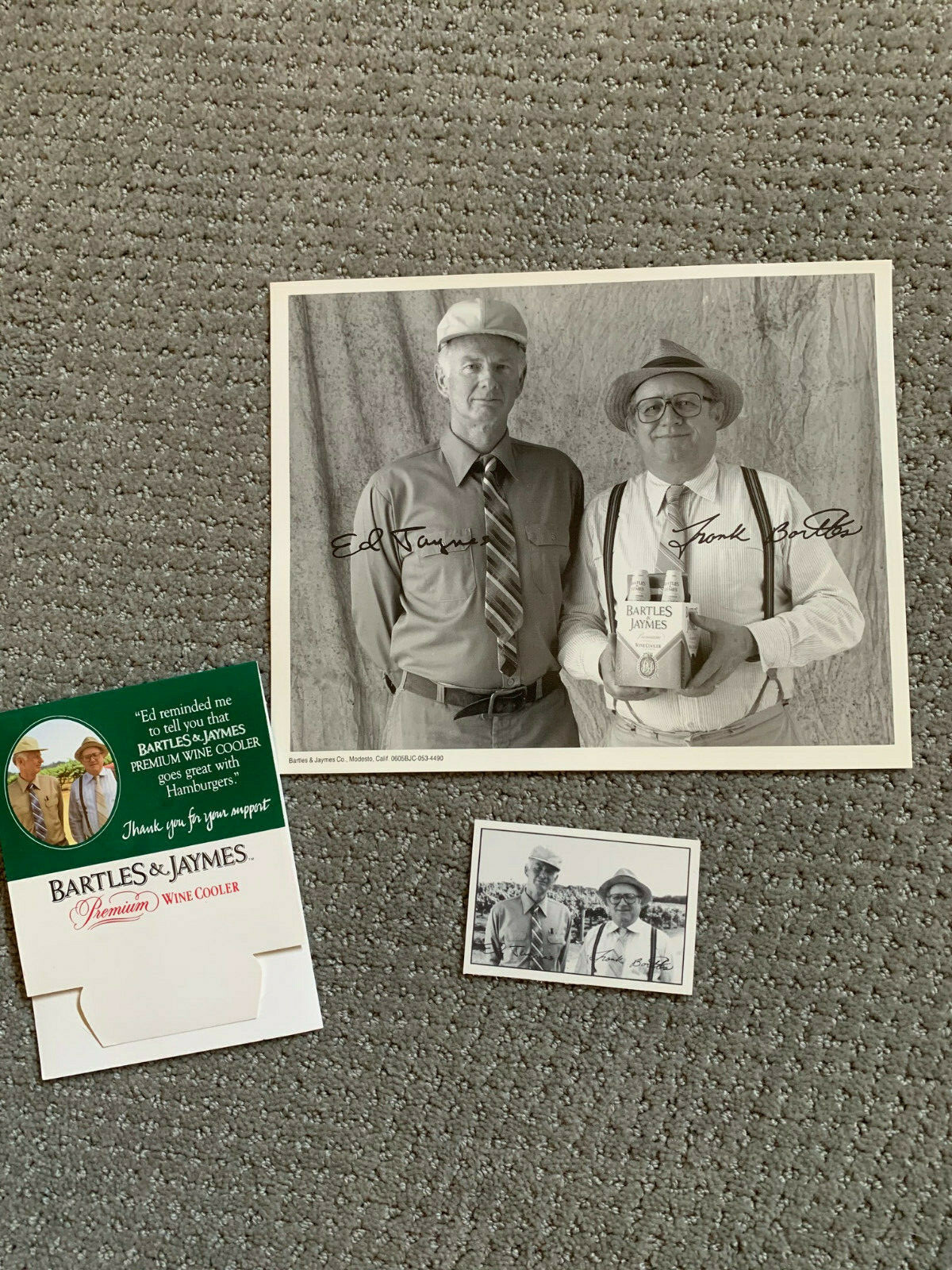 RARE BARTLES and JAYMES MANCAVE BUNDLE TABLE TENT, MEMBERSHIP CARD