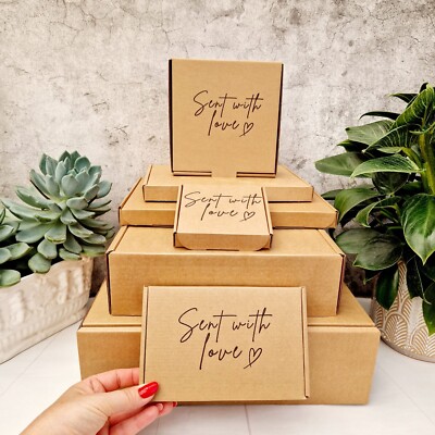 Sent With Love leere Geschenkboxen. Mini kleine mittel große Versandkorb Kartons