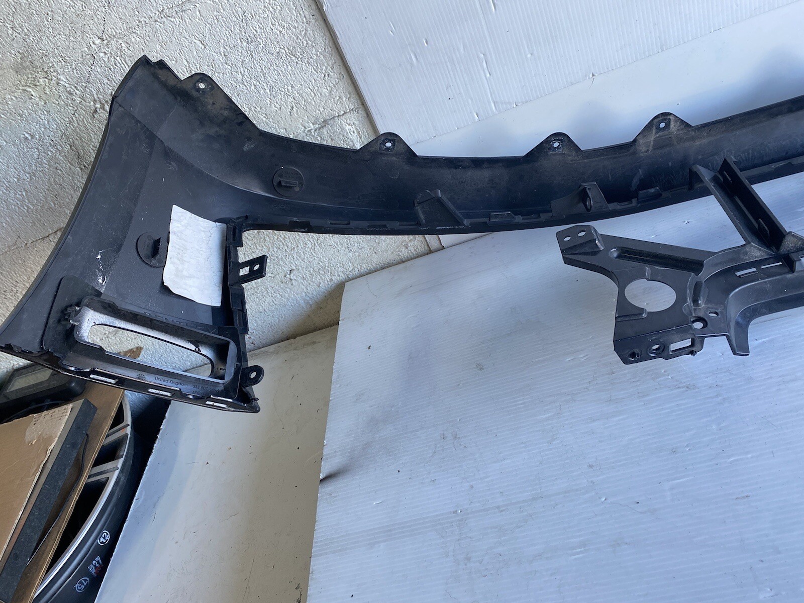 2020 2021 Bentley Flying Spur Front Bumper Cover OEM