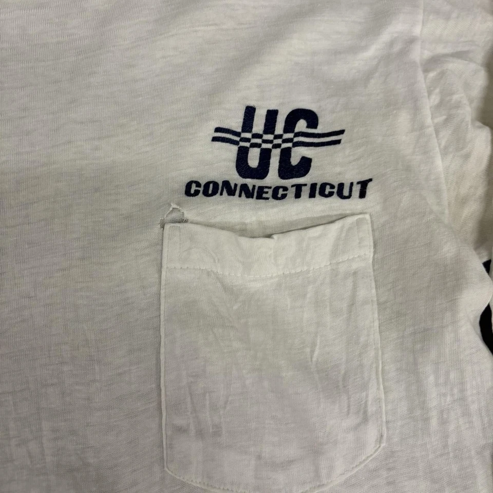 Vintage 80s UConn Huskies champion Long sleeve pocket Tshirt Sz:M - Image 4 of 4
