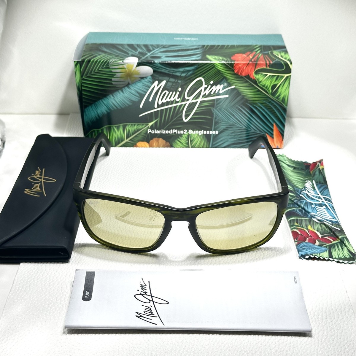 MAUI JIM SOUTH SWELL MJ 755-15 Green woodgrain striped rectangular