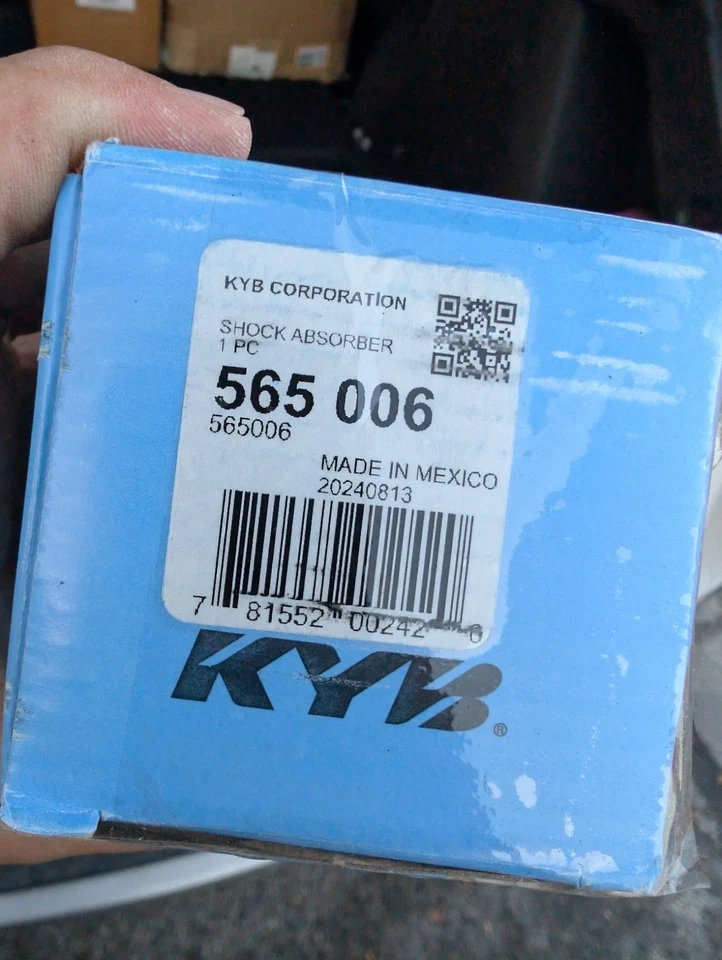 Set of 2 Front KYB MonoMax Shock Absorbers For Ford Expedition F-150 4WD 565006 - Image 2 of 4