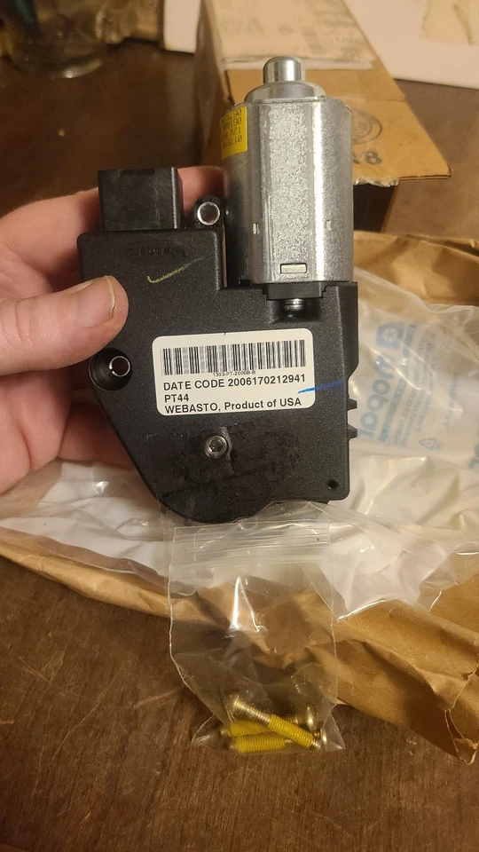 Mopar 5096260AA 2003-2010 techo corredizo OEM STOCK motor PT Cruiser Jeep Liberty ¡Sin usar, en caja!! Foto 3 de 4