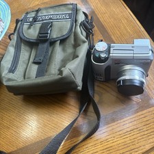 Olympus Camedia C-700 Ultra Zoom Digital Camera 2.1MB Optical Zoom 10x Tested