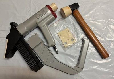 Central Pneumatic 97586 2-in-1 Flooring Nailer Stapler w/ Long Arm Mallet Tested