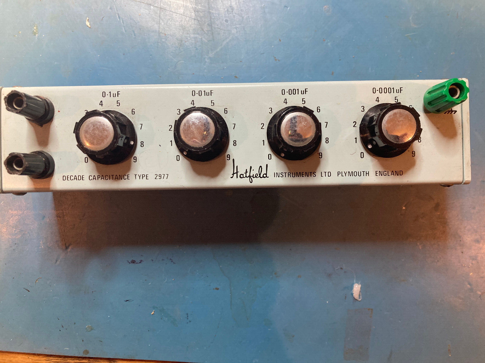 Hatfield Type 2977 decade capacitance box