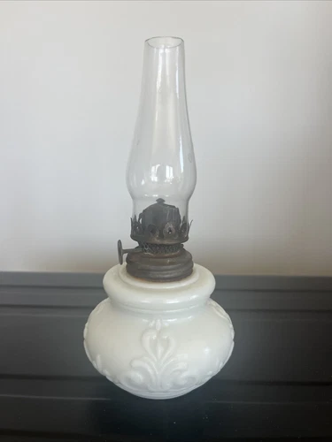 ANTIQUE MILK GLASS EMBOSSED PATTERN OIL LAMP With Chimney