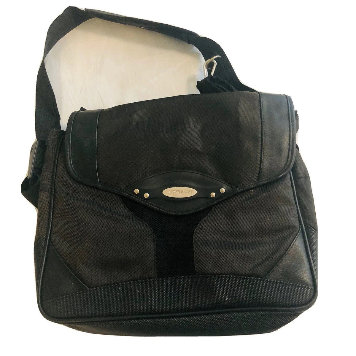 Mobile Edge Laptop Shoulder Strap Messenger Bag Padded Black Bring It On XX