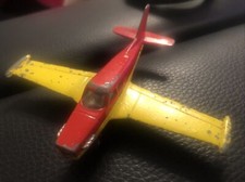 Matchbox 1976 Lesney Piper Comanche Airplane Toy Red & Yellow Diecast