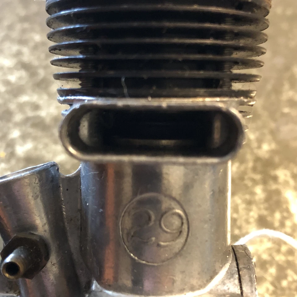 K & B TORPEDO 29 RC CL Engine Piston Moves ATRC3 - Image 2 of 4