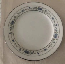 Noritake Ivory China 7016 Norma 8-3/8" Salad/Dessert Plate
