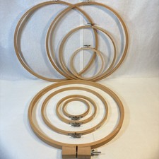 Vnt Lot of 8 Embroidery Hoops Taiwan Wood Metal 3 14", 2 10", 2 6", 1 4"