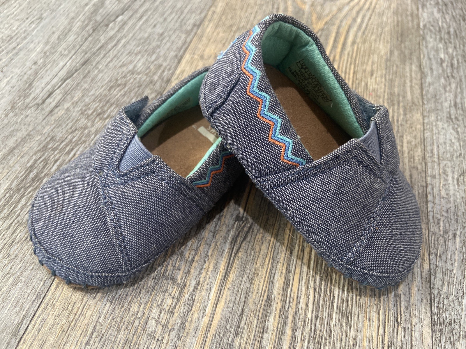 Size 2 Denim Blue Colorful Zig Zag Embroidery New W/o Tags