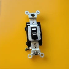 🔥(AN)***QTY 20*** Leviton CSB3-15 3-Way Toggle Light ***FREE SHIPPING***