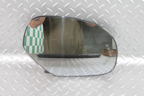 09-14 Yukon Passenger Side Right RH Power Door Mirror Turn Signal Glass *ONLY*