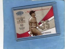 2004 Leaf Certified Materials Roger Maris Fabric  the Game Materials #FG-108 /35