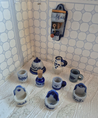 Dora Kuhn Salzglasur Miniaturen Landhaus Steingut  Zubehör Puppenstube Küche