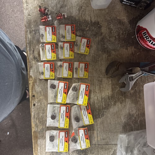 Du-bro Gas Conversion Stopper, 8/32 & 10/32 Pressure Fitting, Quick ...