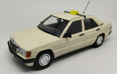Cult Models Morris Marina Saloon 1976 - 1/18, Blanc, Résine - NEUF Prévente