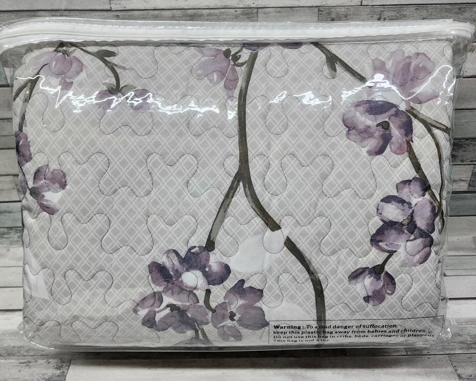 Comfort Spaces Quilt Set 90X90 Full Queen 2 Shams Purple Floral Antimicrobial - Image 4 of 4