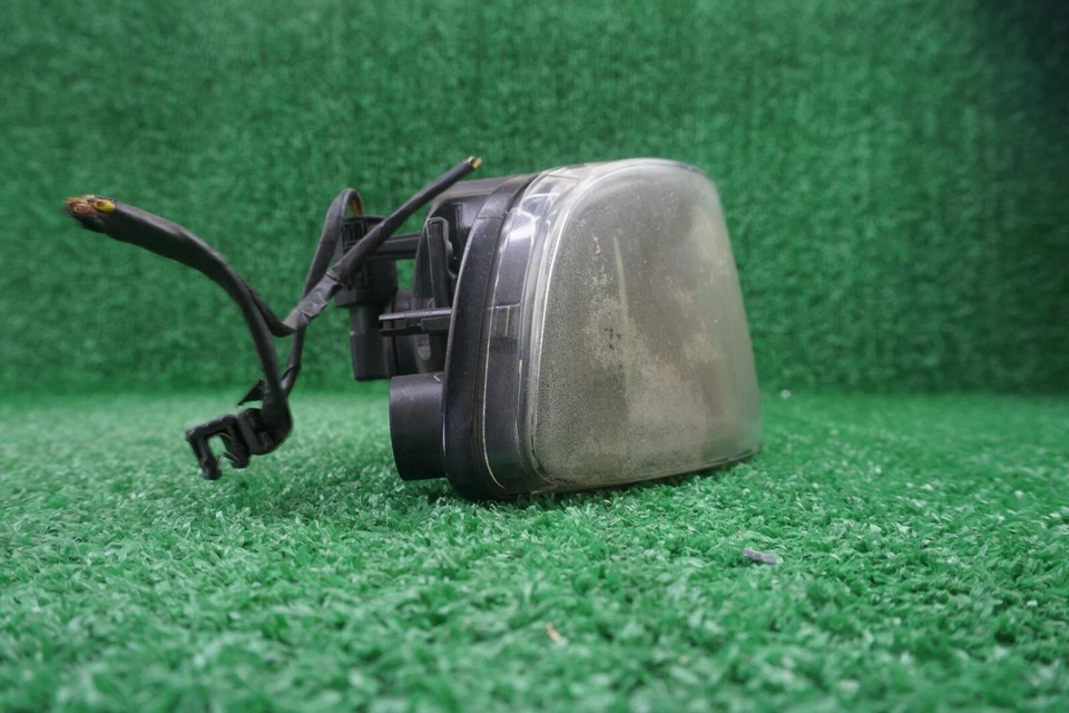 BMW 335i 2007 2008 2009 luz antiniebla izquierda del lado del conductor OEM Foto 4 de 4