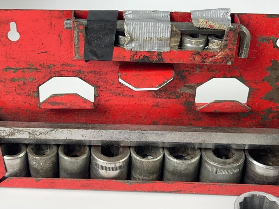 Craftsman Sockets Mixed Lot of 21 and 23 Hebrand and Others Total 44 - Image 4 of 4