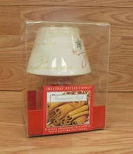 Holiday Decorations Fragranced Candle With Decorative Shade - Cinnamon Sticks 