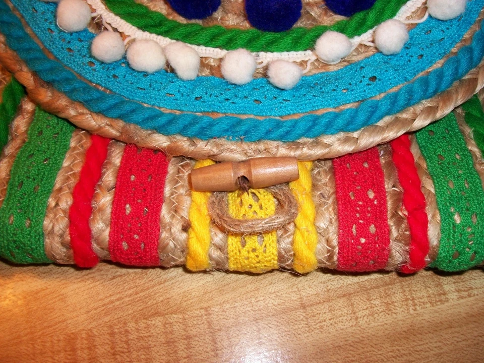 Мексиканский ручной работы сплетенный застежки сумочки Дамская сумка праздничные цвета помпоны и кисточки - Изображение 4 из 4