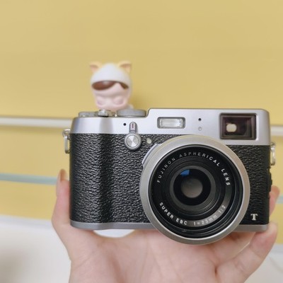 Fujifilm X100T 16.3MP Compact Digital Camera 23mm f2 Lens WiFi APS-C Silver