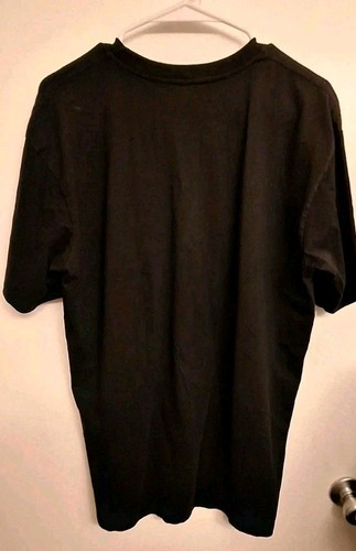 Netflix Stranger Things Season 4 Shirt Large Short Sleeve Black Piggyback Flame - Picture 3 of 15
