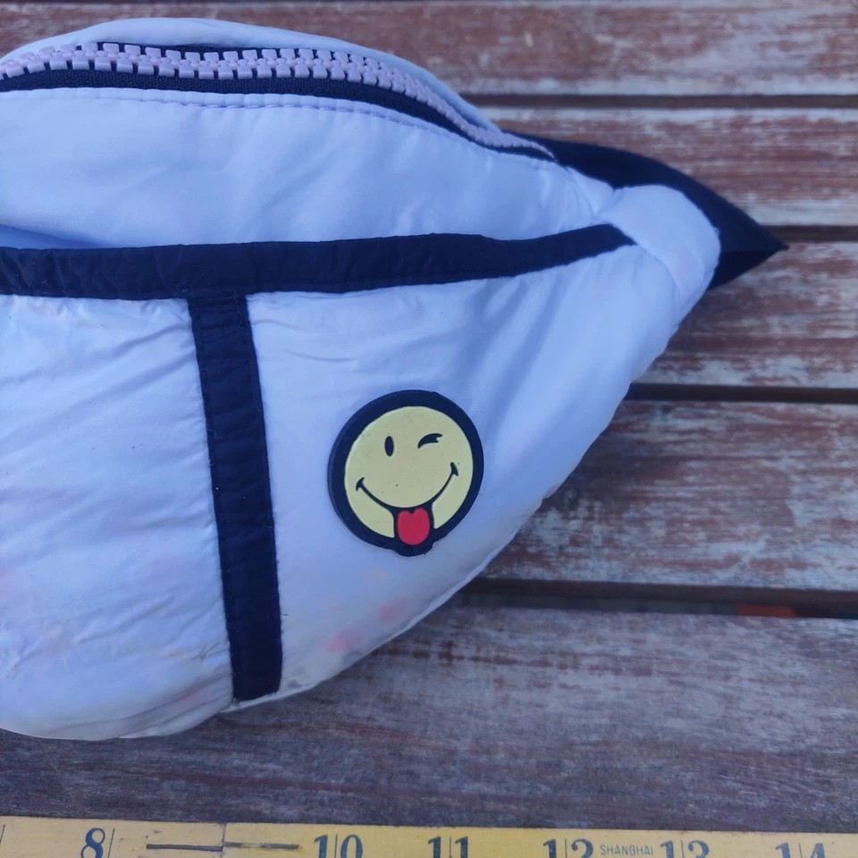 Zara Smiley World Fanny Pack Bum Bag. Festivals, Walking - Image 2 of 4
