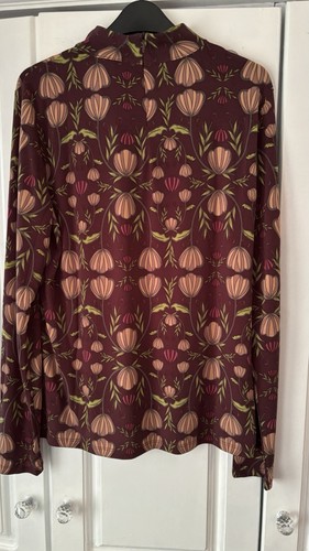 Ladies Top Size L Fits 16 Bnwt - Picture 7 of 9