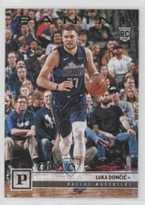 2018-19 Panini Chronicles Panini Green Luka Doncic #111 Rookie RC