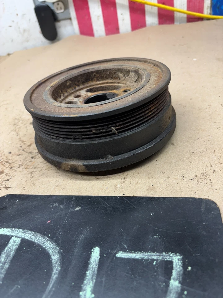 Polea equilibradora armónica Ford F150 F250 F350 Bronco 1987 93 94 96 97 4,9 L 300-6 Foto 2 de 4