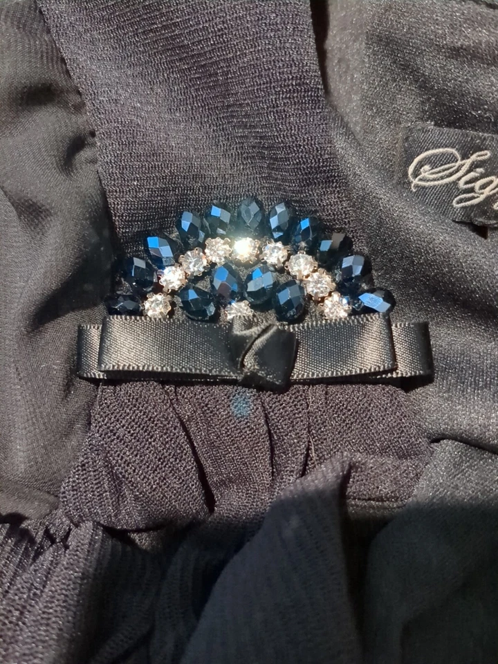 Платье Signature By Sangria размер 16 черное плиссированное на молнии со стразами для официальной вечеринки - Изображение 3 из 4