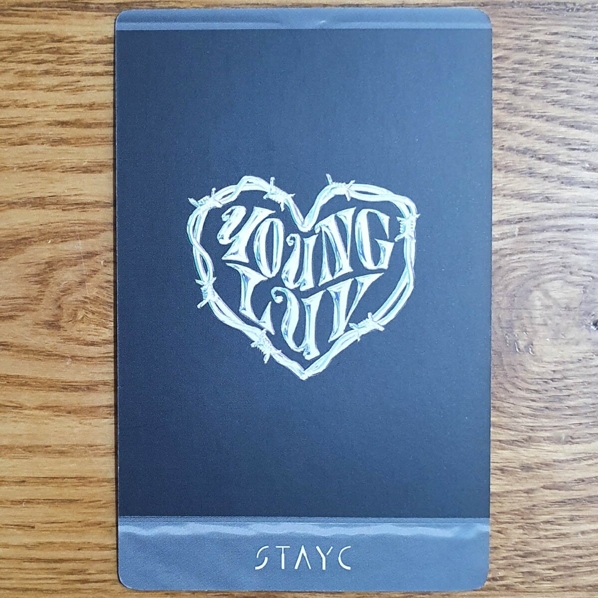 J Photocard from STAYC Young-Luv.com Official MD Glitter J Photocard from STAYC Young-Luv.com Official MD Glitter