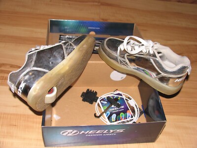 HEELYS Premium 1 LO Silver UK4 36,5 Schuhe mit Rollen LEDs Skateschuhe USB Licht
