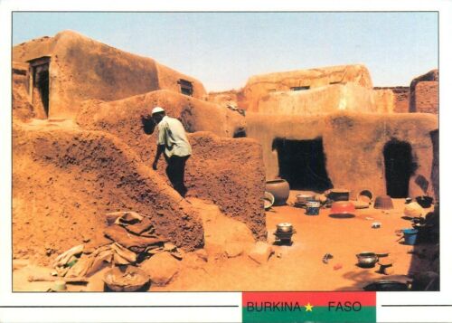 Postal de Burkina Faso distrito de viviendas tradicionales de Dioulassoba - Imagen 1 de 2