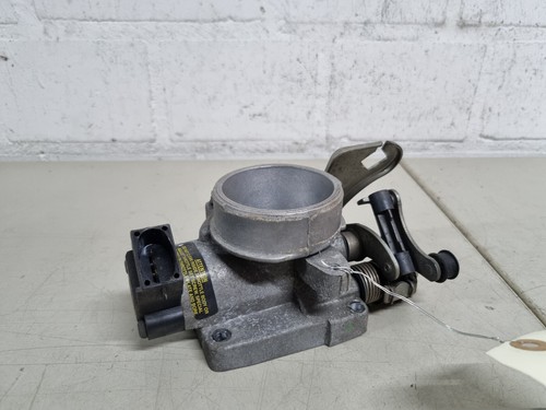 Ford Fiesta IV KA (RBT) Drosselklappe Drosselklappenstutzen 96MF-GB