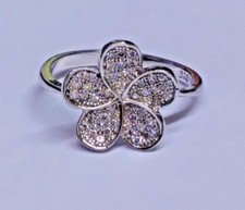 925 Sterling Silver Flower Ring Size 7 w/ White Stones R161