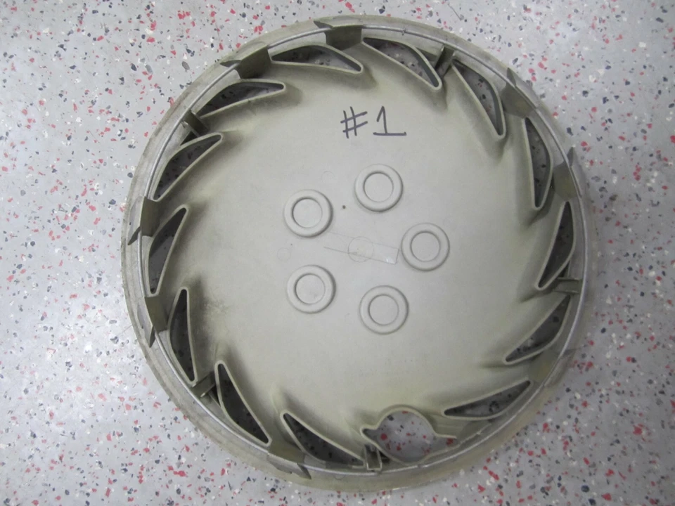 Tapacubos cubierta rueda OEM 1990-1991 Toyota Celica ST 13" 42621-AC020 61047 - uno/1 Foto 3 de 3