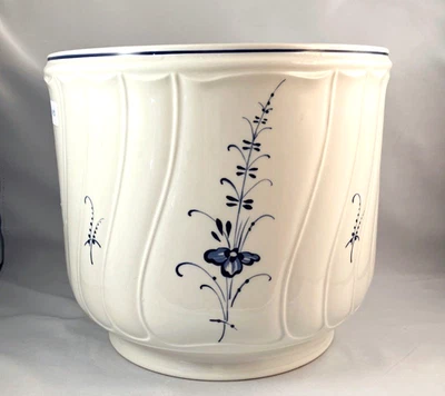 Villeroy & Boch VIEUX LUXEMBOURG 7" Cachepot Blue & White Planter Delft Style - Image 1 of 4