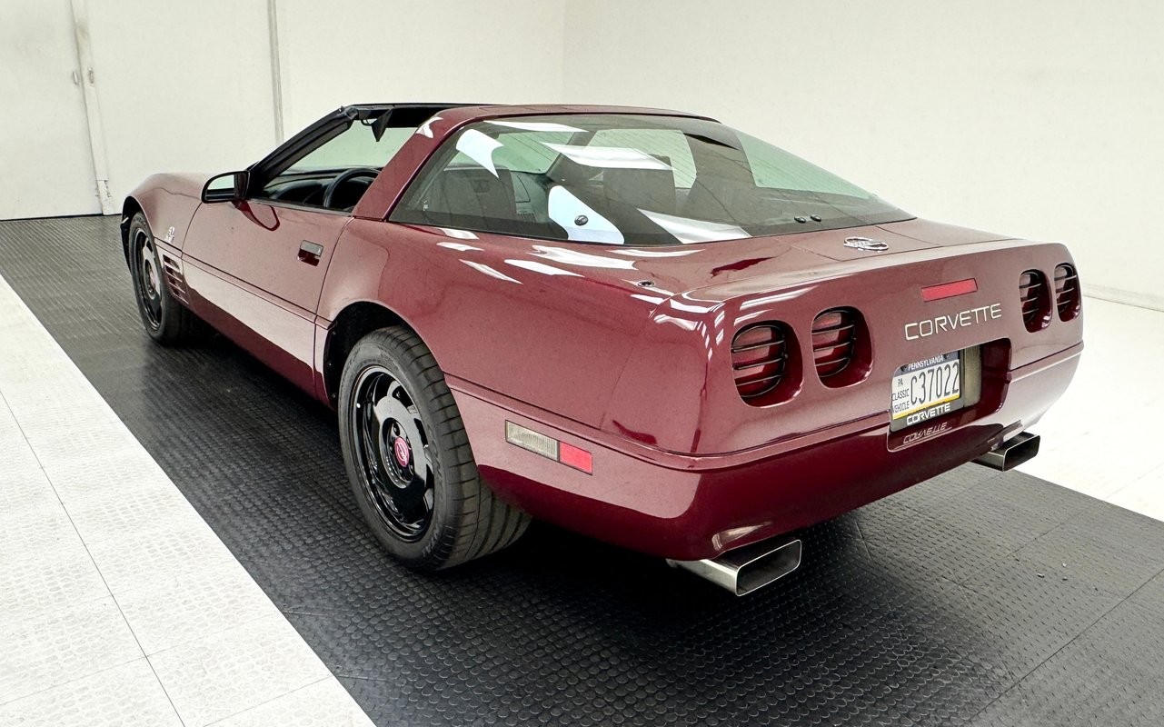1993 Dark Ruby Metallic Chevrolet Corvette   | C4 Corvette Photo 6