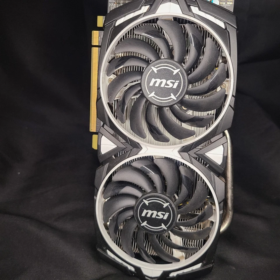 Radeon RX 570 Armor 8G OC Read - Image 3 of 4